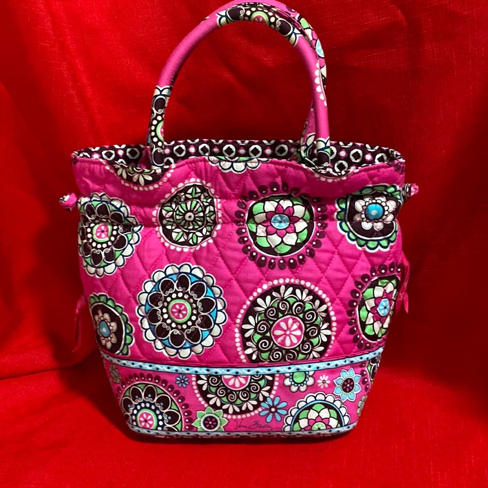 VERA BRADLEY PURSE W/2 HANDLES GEOMETRICAL DESIGNS ON PINK EXCELLENT CONDITION